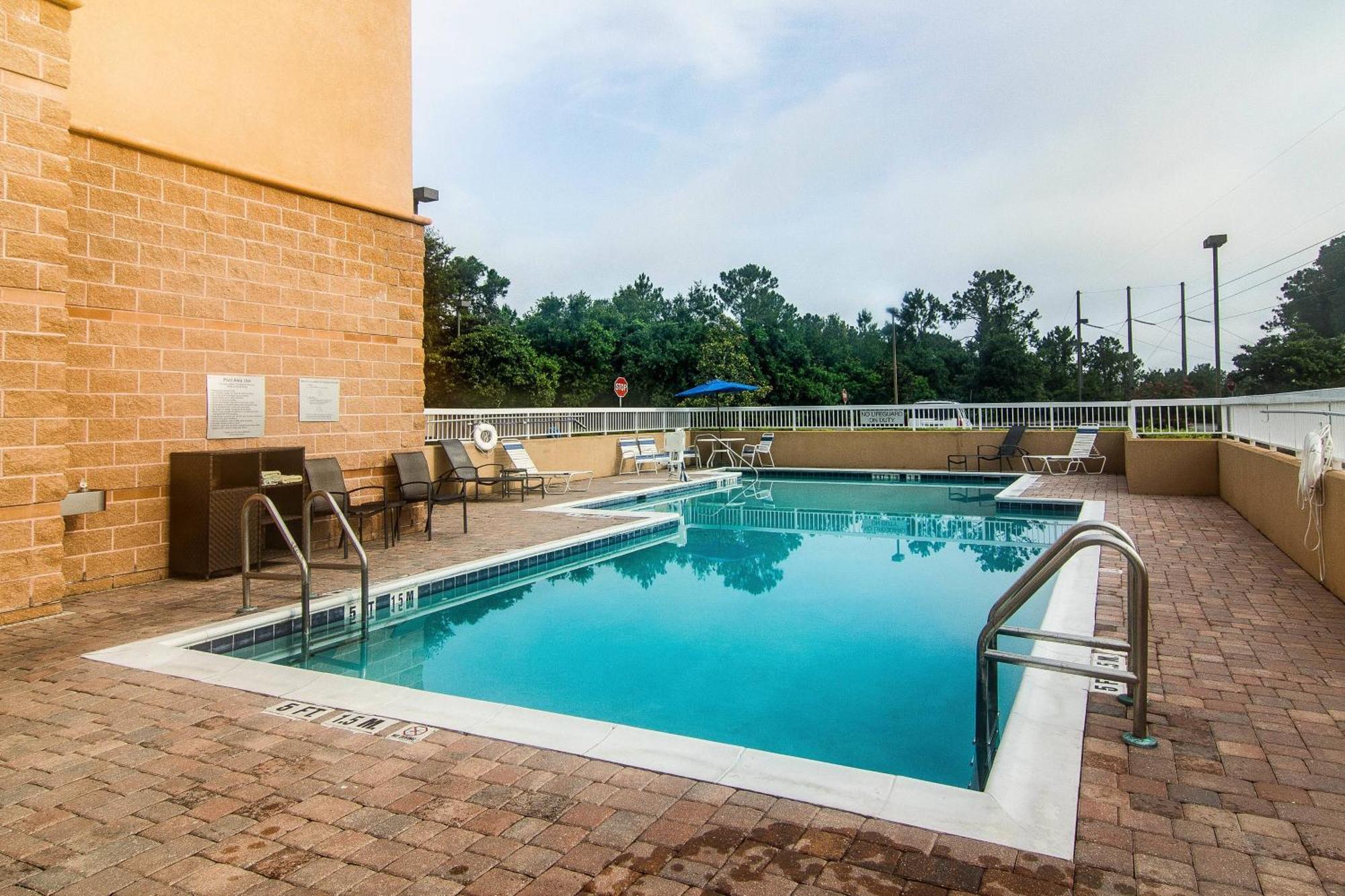 Fairfield Inn & Suites Palm Coast I-95 Экстерьер фото