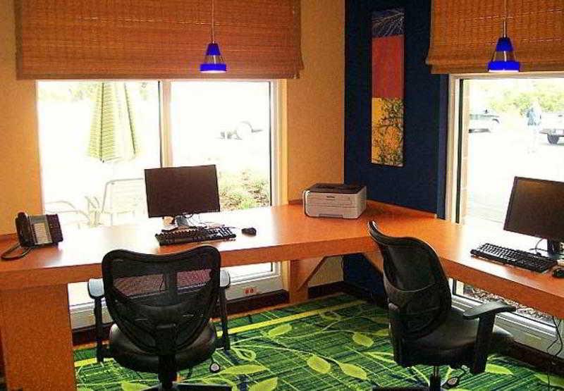 Fairfield Inn & Suites Palm Coast I-95 Удобства фото